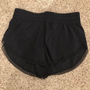 Lululemon Shorts 2.5"